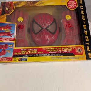 Spider-Man 2 Electronic Web Power Gloves & Mask Set